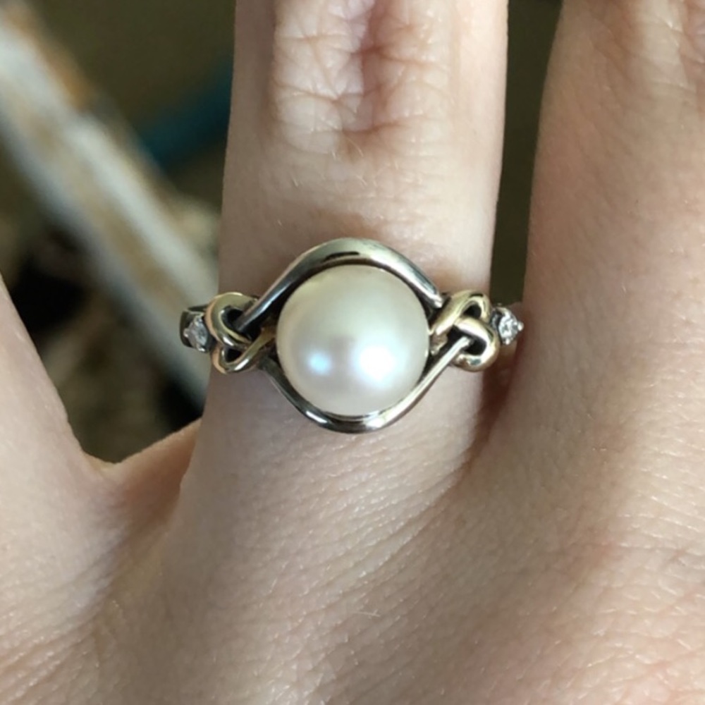 Pearl Ring